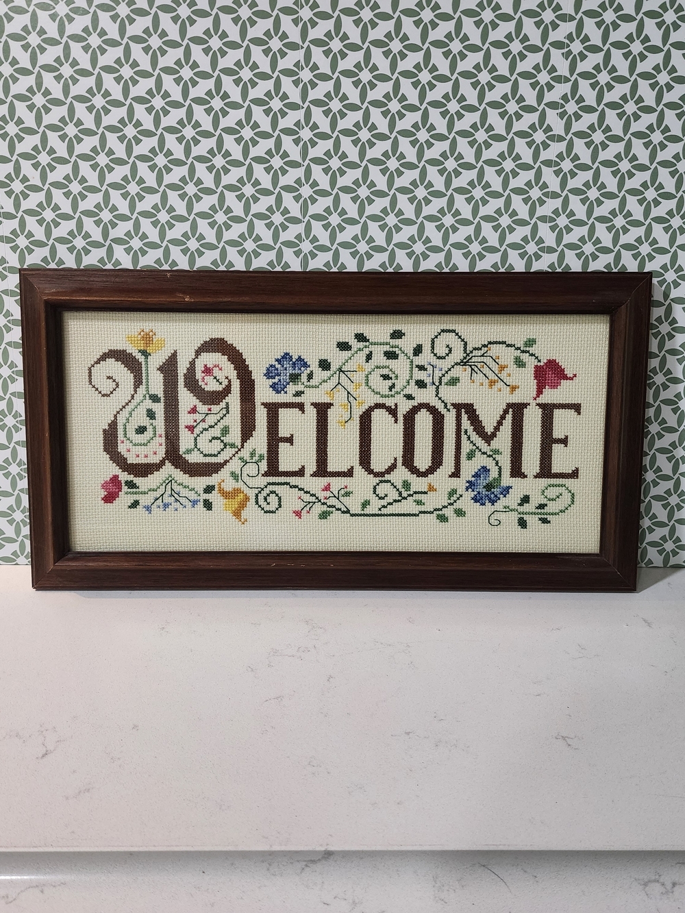 Vintage Needle-point Welcome Floral Cross-Stitch Wall Art